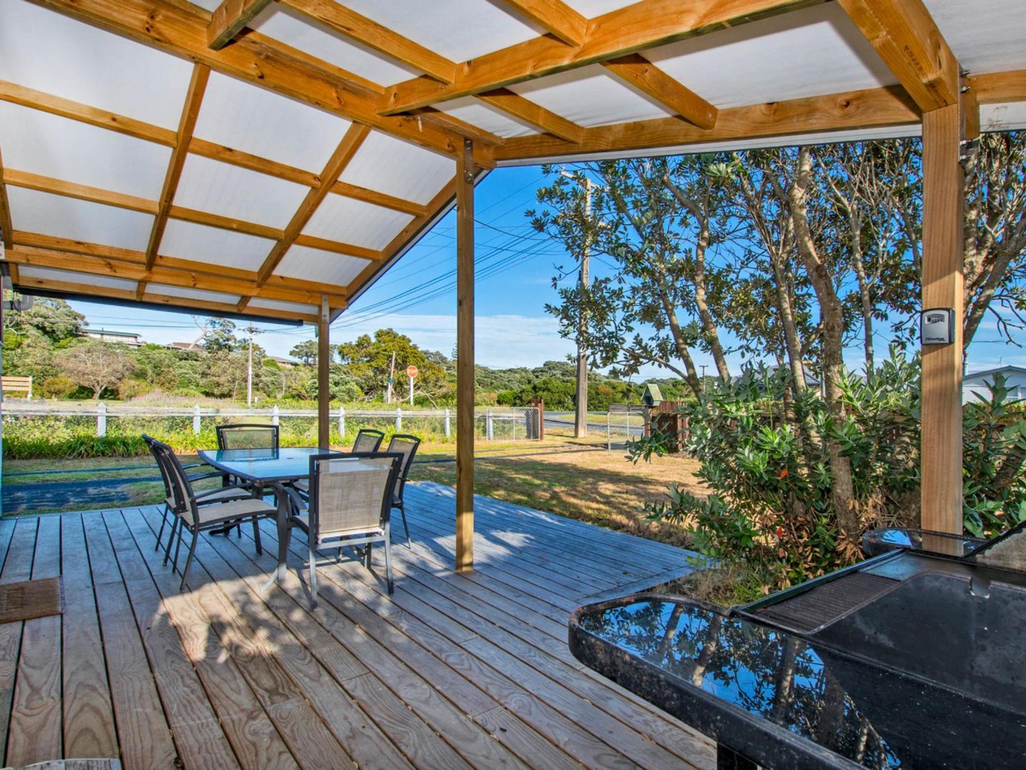 Ruakaka Holiday Escape - Ruakaka Holiday Home Eksteriør bilde