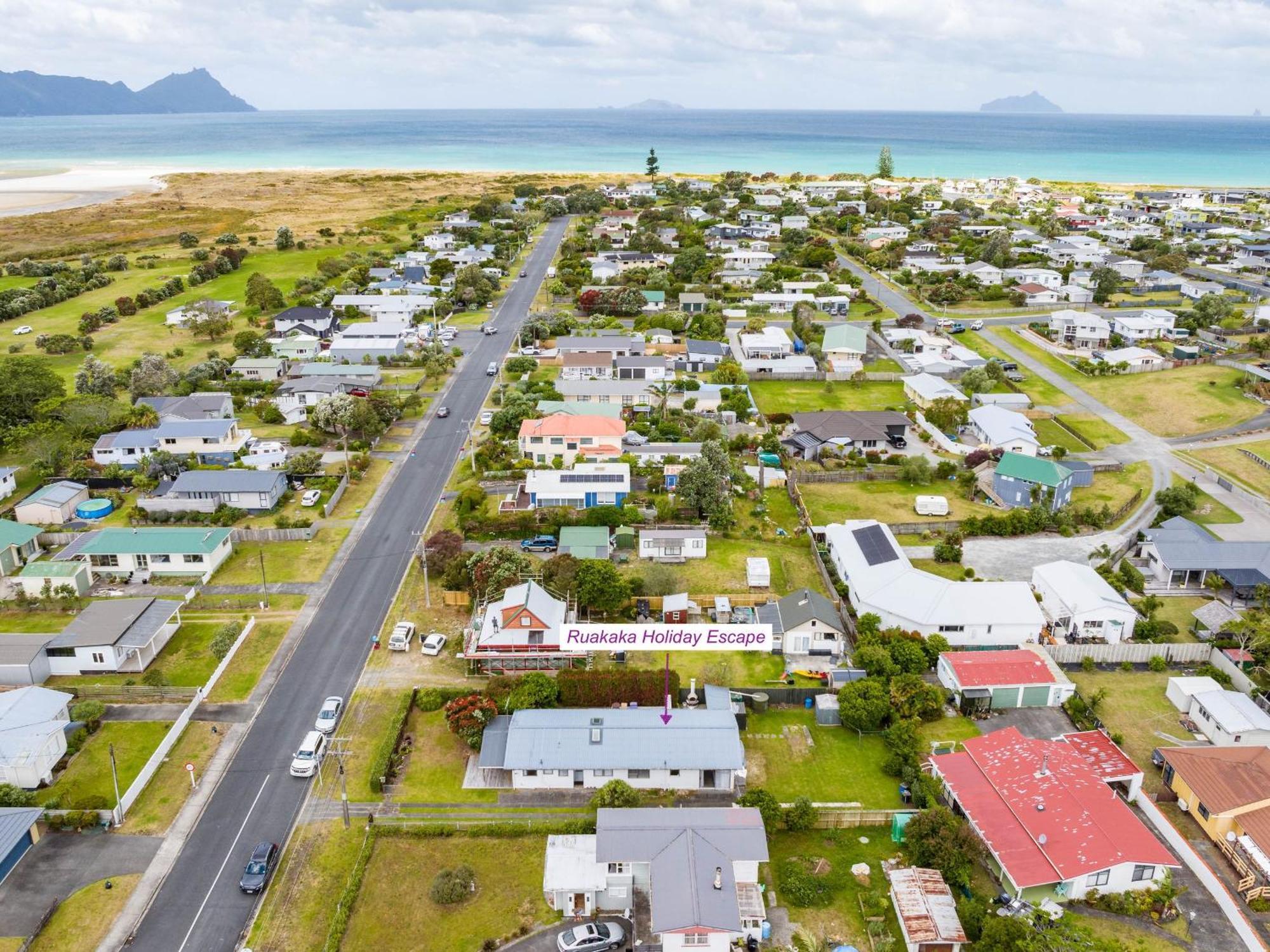 Ruakaka Holiday Escape - Ruakaka Holiday Home Eksteriør bilde
